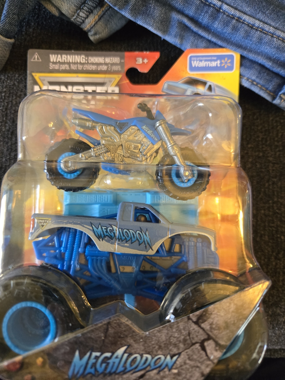 Megalodon, El Toro Loco & Sparkle Monster Truck & Dirt Bike Play Set